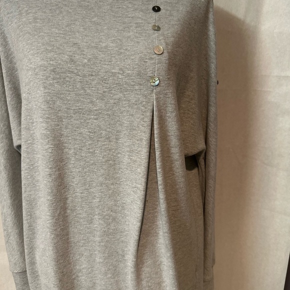 Gray and Black Button-Up Cardigans - Picture 4 of 12